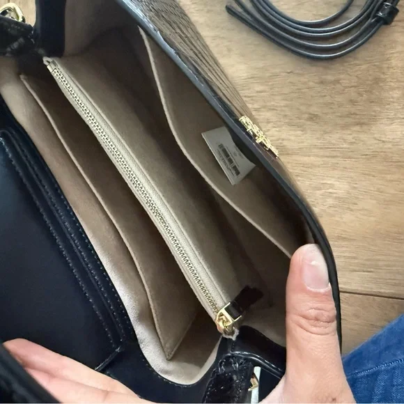 1018$+!! New Tory Burch Britten Black Leather Satchel & Matching Bifold Wallet - Picture 8 of 17